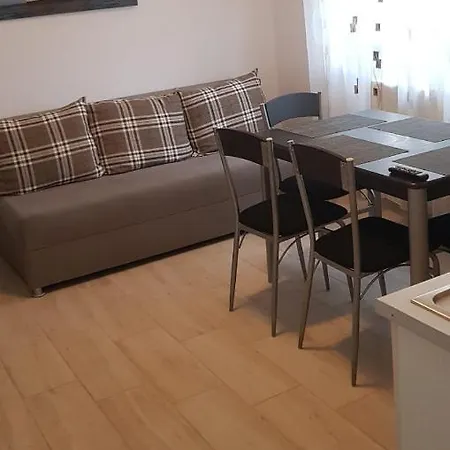 Appartement Apartament Flora *